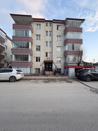AMASYA MERKEZ'DE 3+1 130 M2 SATILIK KONUT (100963977)